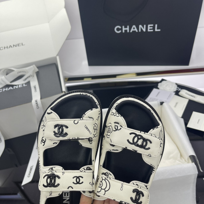 chane* sandal28