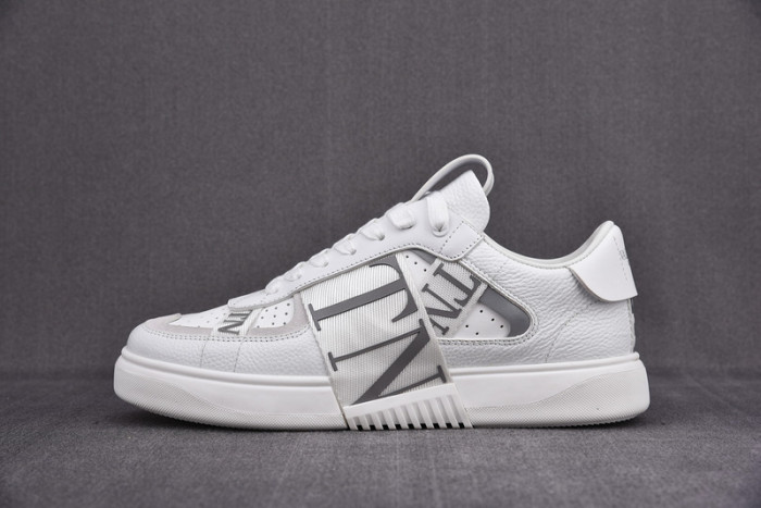 v*lentino garavani white vl7n sneakers m237006