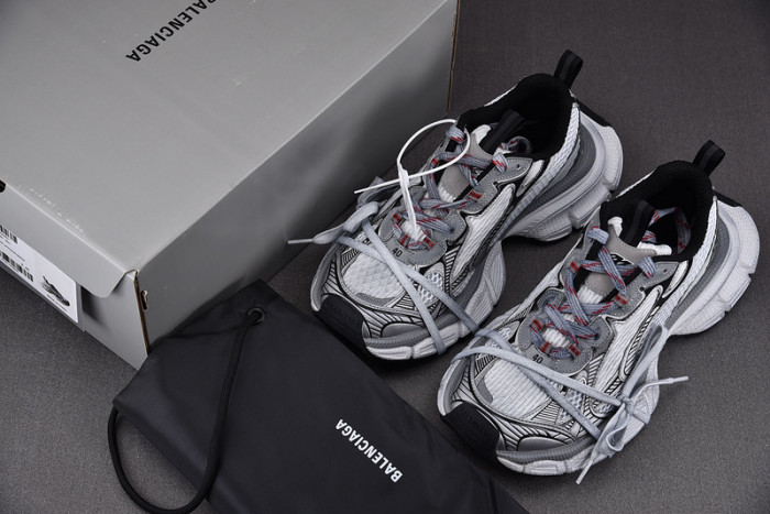 Ba*len*cia*ga phantom sneaker w1rb52802