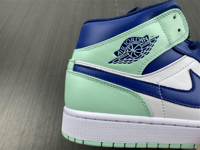 air jordan 1 mid "blue mint" 554724-413