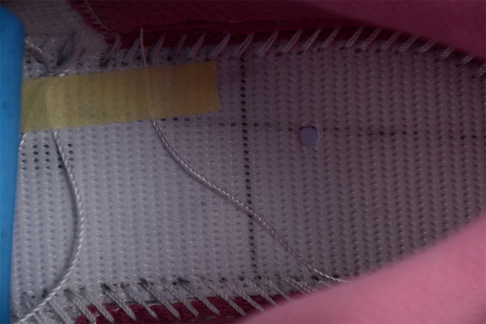 air jordan 1 mid valentine