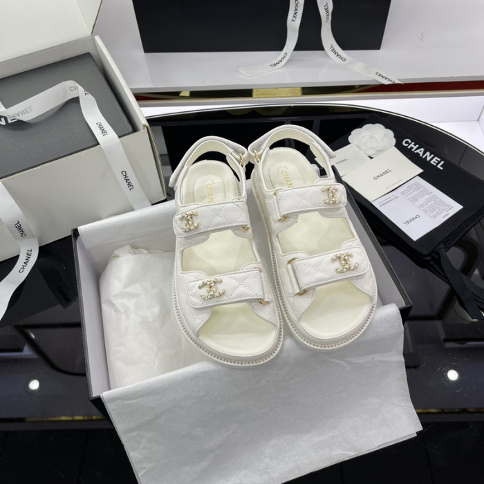 chane* sandal34