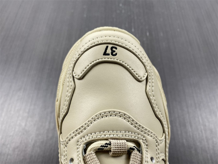 triples trainer sneakers 2000045