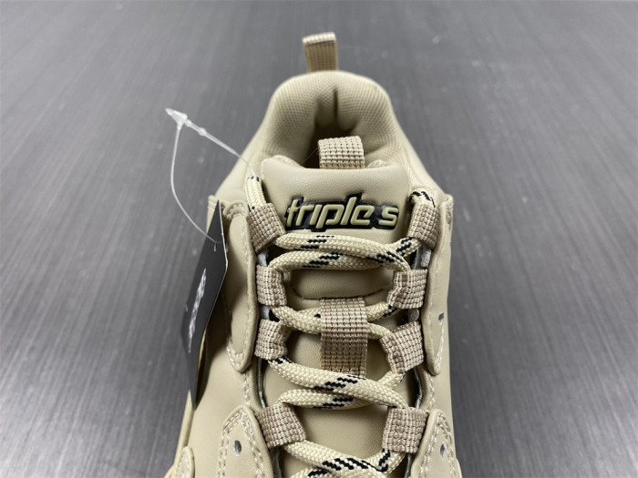 triples trainer sneakers 2000045