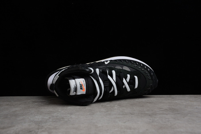 nike x sacai x jean paul gaultier ldvaporwaffle dh9186-001