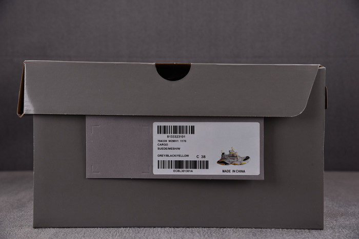 cargo sneaker grey black yellow 784341w2mv11170