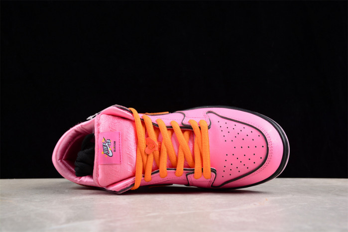 the powerpuff girls nike sb dunk low blossom fd2631-600