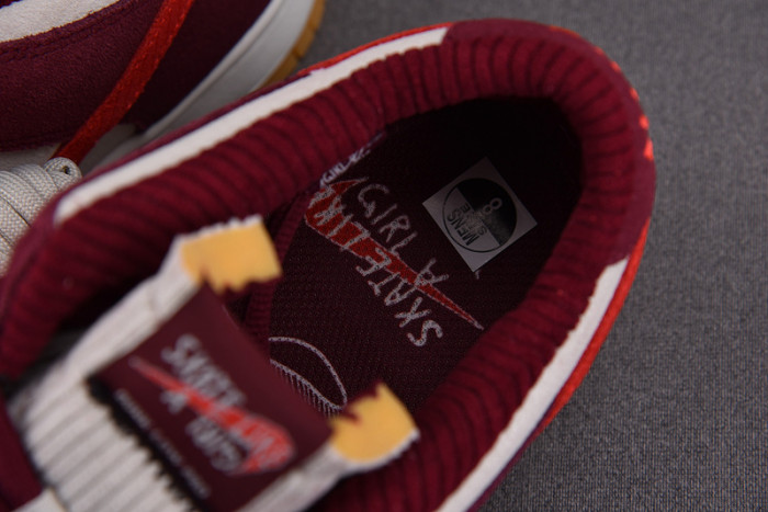 nike sb dunk low skate like a girl dx4589-600