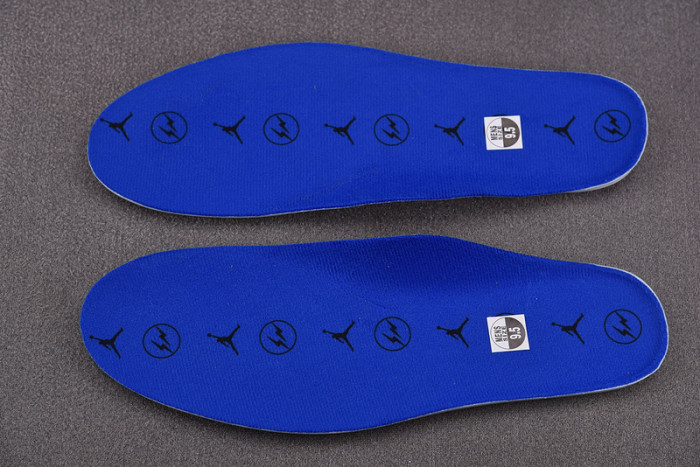 fragment design x air jordan 3 da3595-105