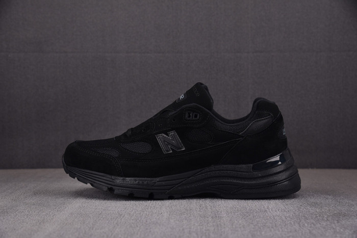 new balance 992 triple black m992ea