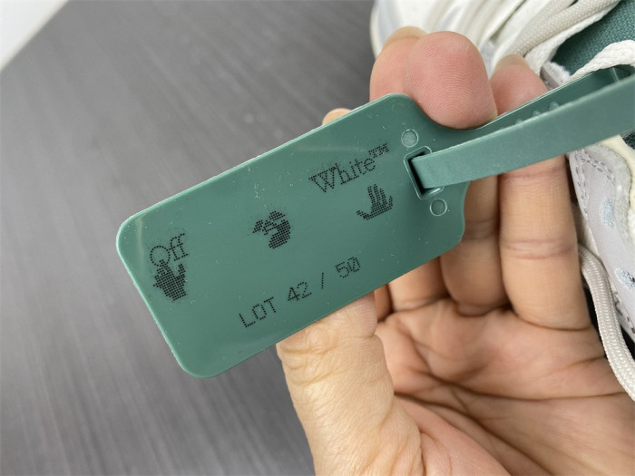 ofw x dunk low “42 of 50” dm1602-117