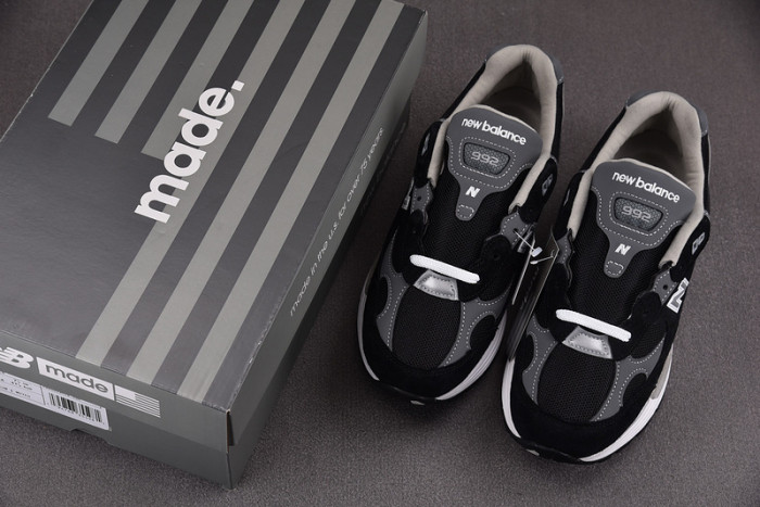 new balance 992 black grey suede m992eb