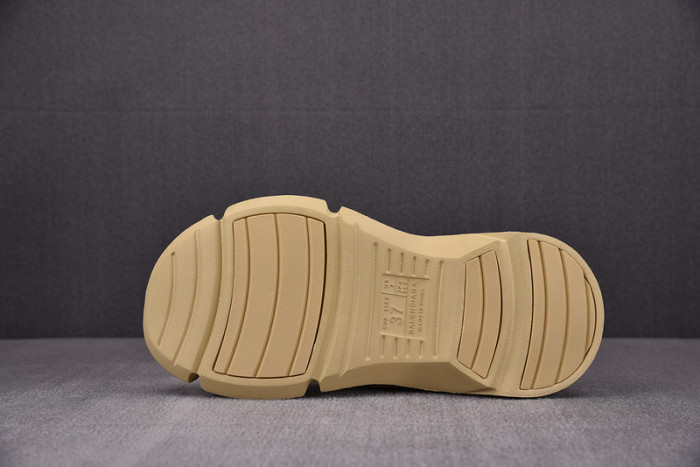 balenciag* sandal 17