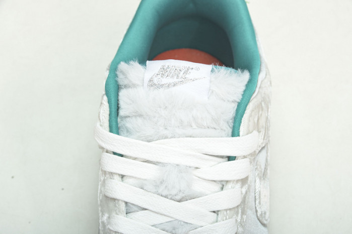 nike dunk low ice do2326-001