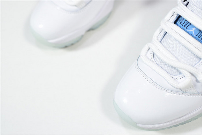 air jordan 11 low legend blue av2187-117