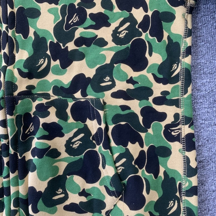 bape hoodie b13