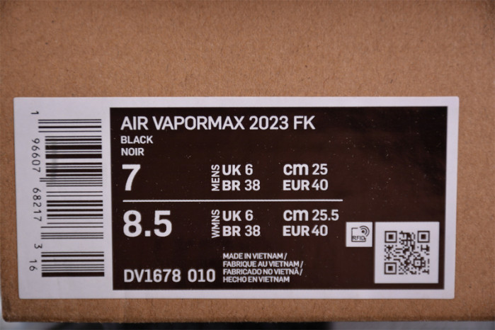 nike air vapormax 2023 flyknit black blue tint dv1678-010