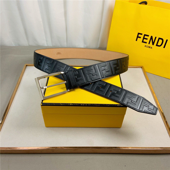 F**di belt f002