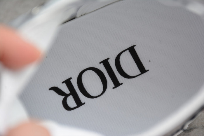 b23 oblique high top sneakers white t004801-1070