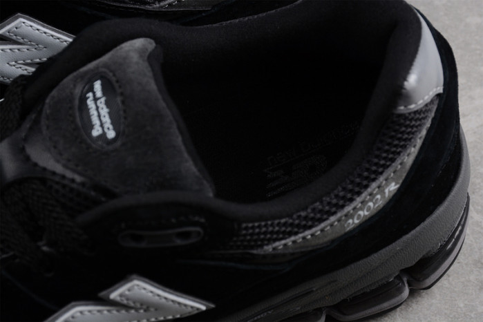 new balance 2002r black dark grey white m2002rr1