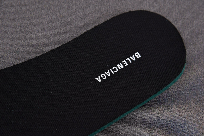 speed trainer sneakers 1000041