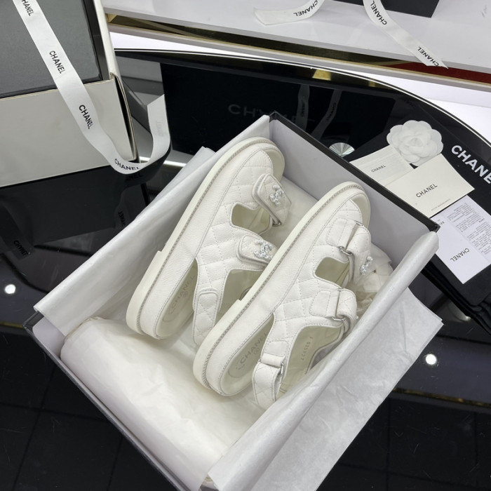 chane* sandal33