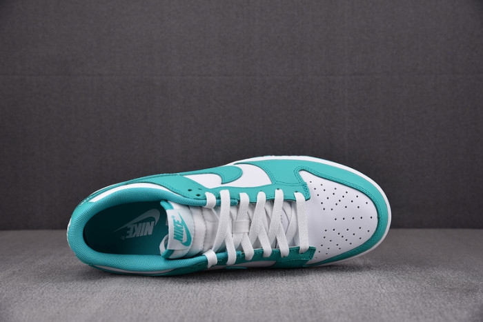nike dunk low “clear jade” dv0833-101