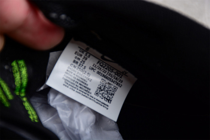 nike dunk low "black/grey/neon green" fq2205-001