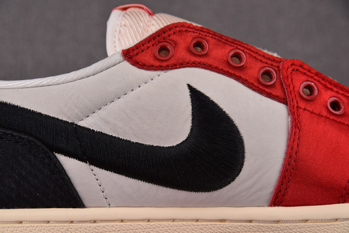 air jordan 1 retro low og trophy room away fn0432-100