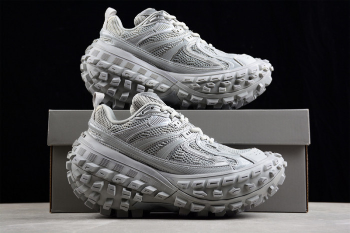 Ba*len*cia*ga defender rubber platform sneakers w2ra61200