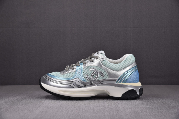 chane* snekaers c0000017